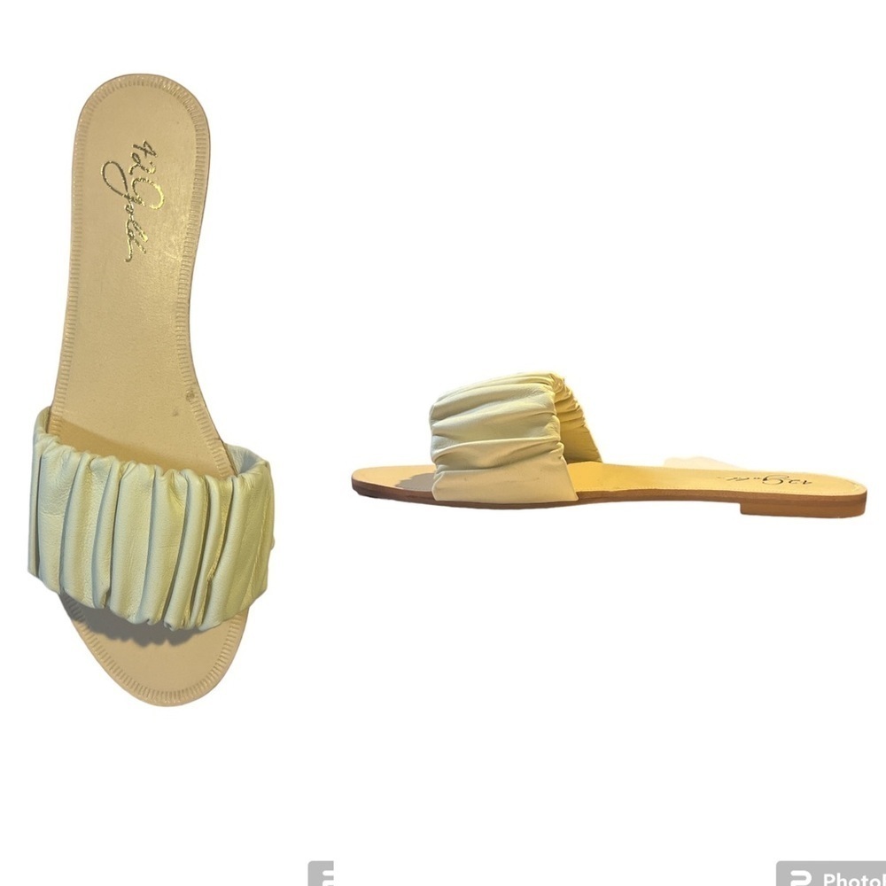 Cream Italian Leather Slide Flat NWT